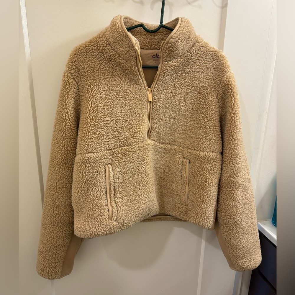 All yoga Sherpa quarter zip